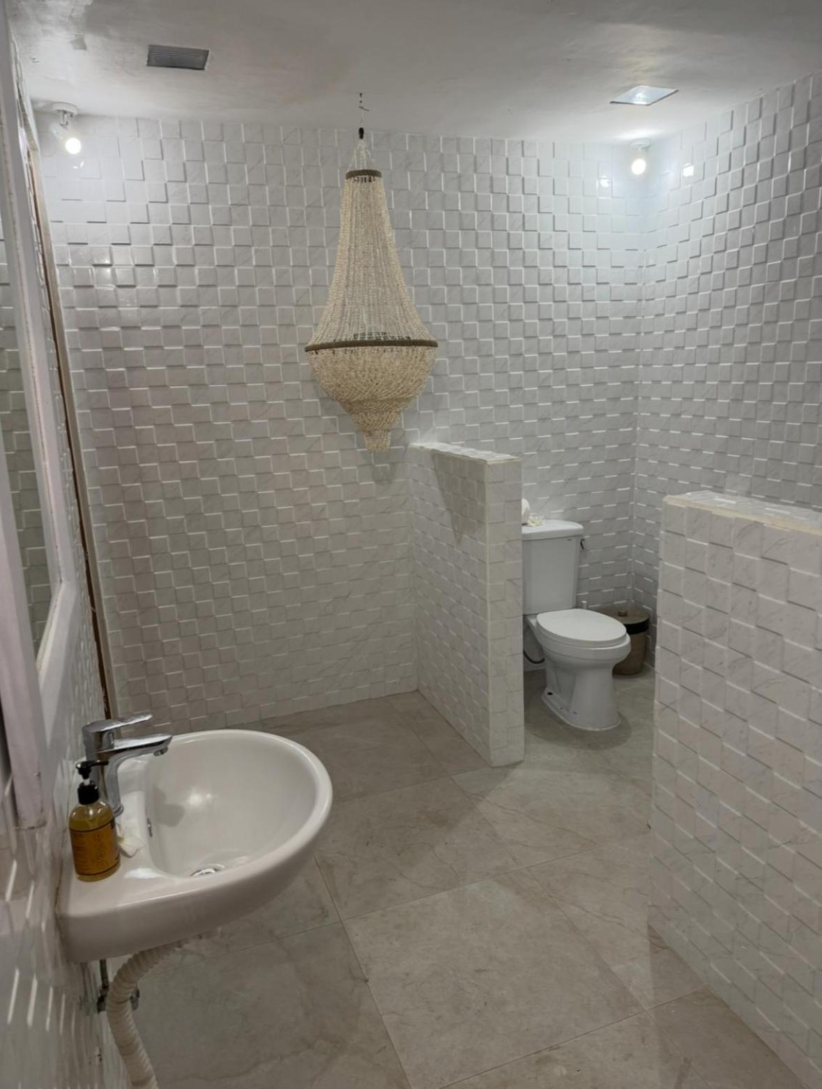 White Sands Private Villa Seminyak (Bali)